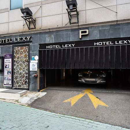 Guri Lexy Hotel Extérieur photo
