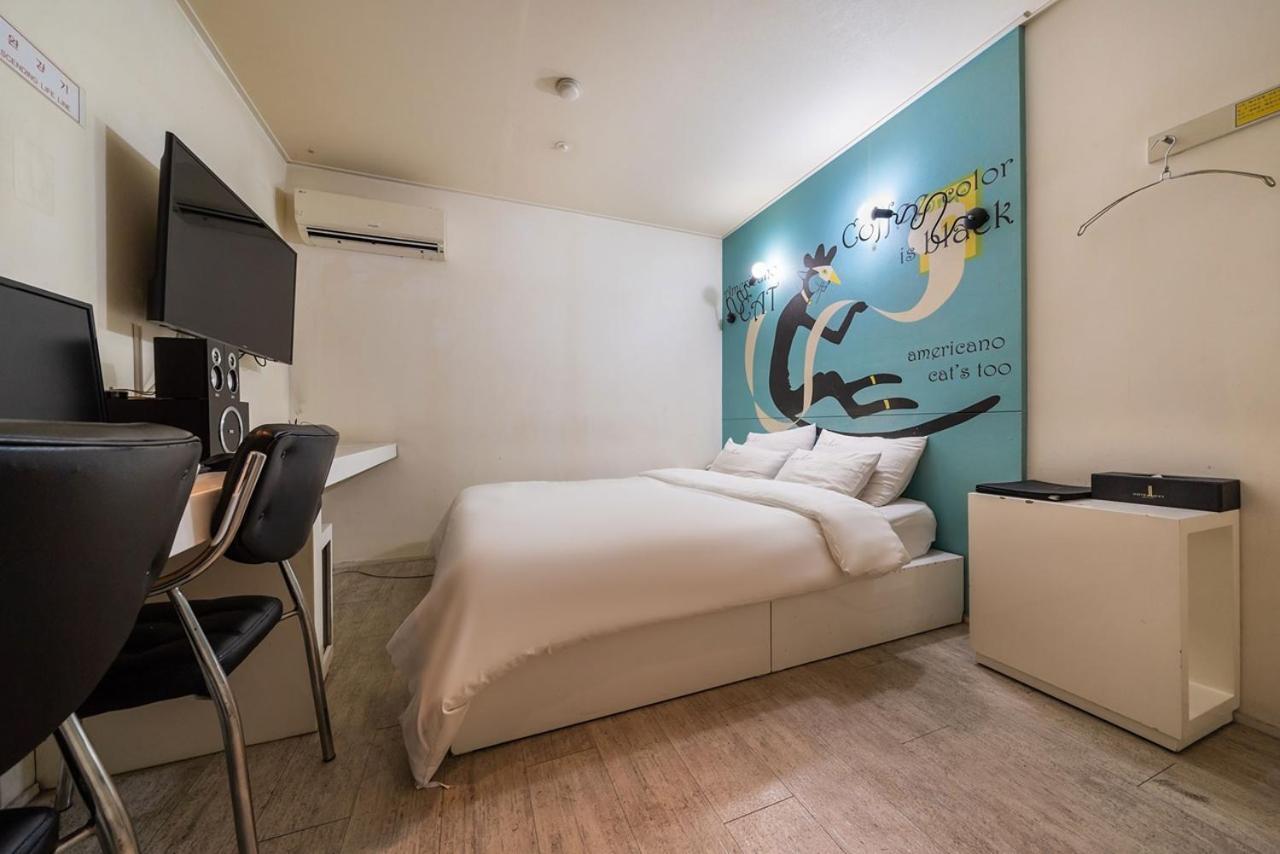 Guri Lexy Hotel Extérieur photo