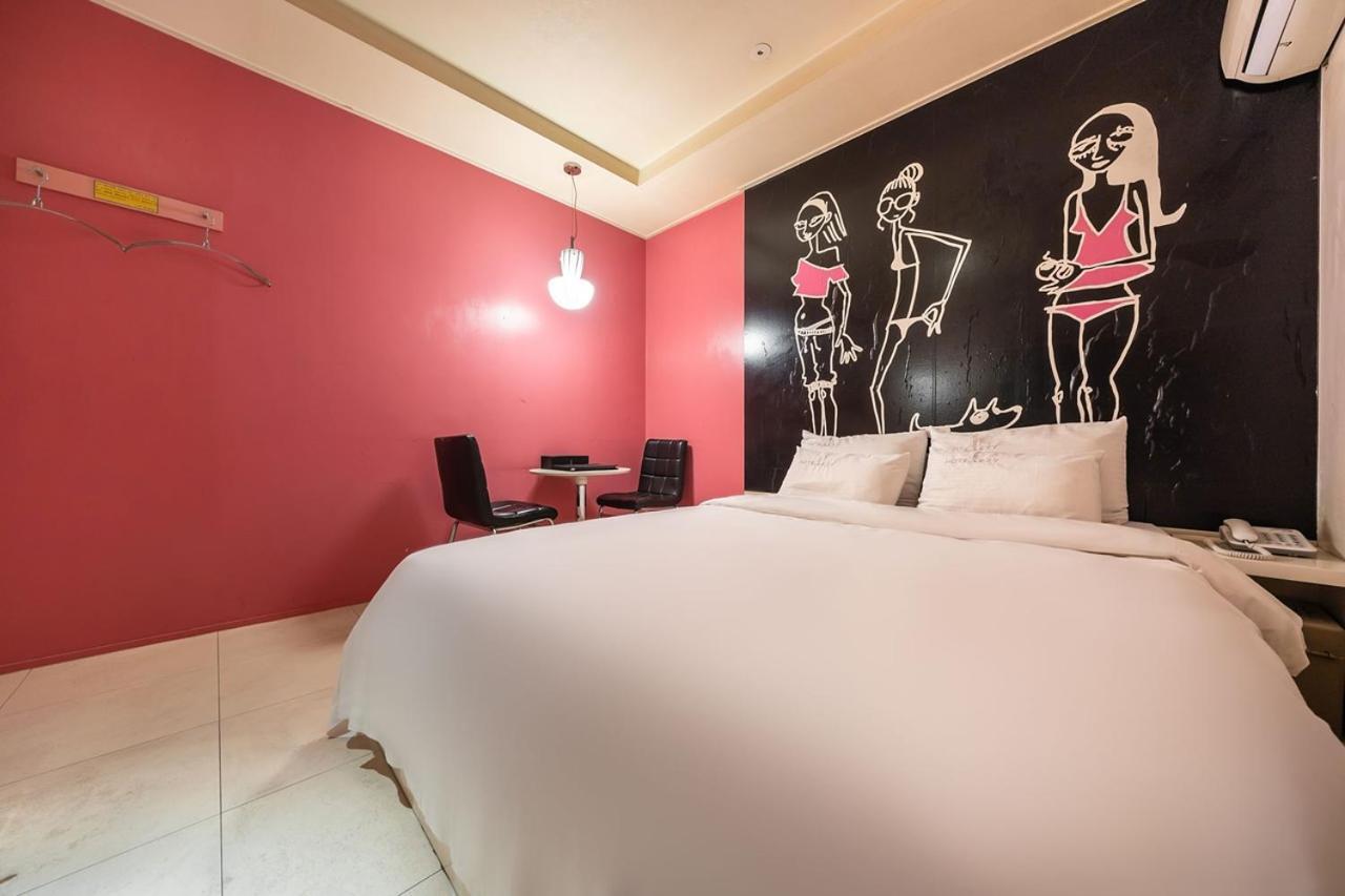 Guri Lexy Hotel Extérieur photo