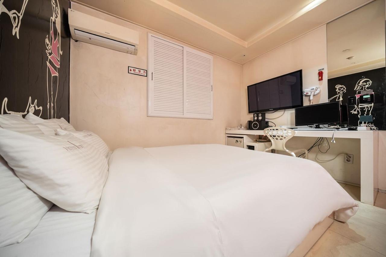 Guri Lexy Hotel Extérieur photo